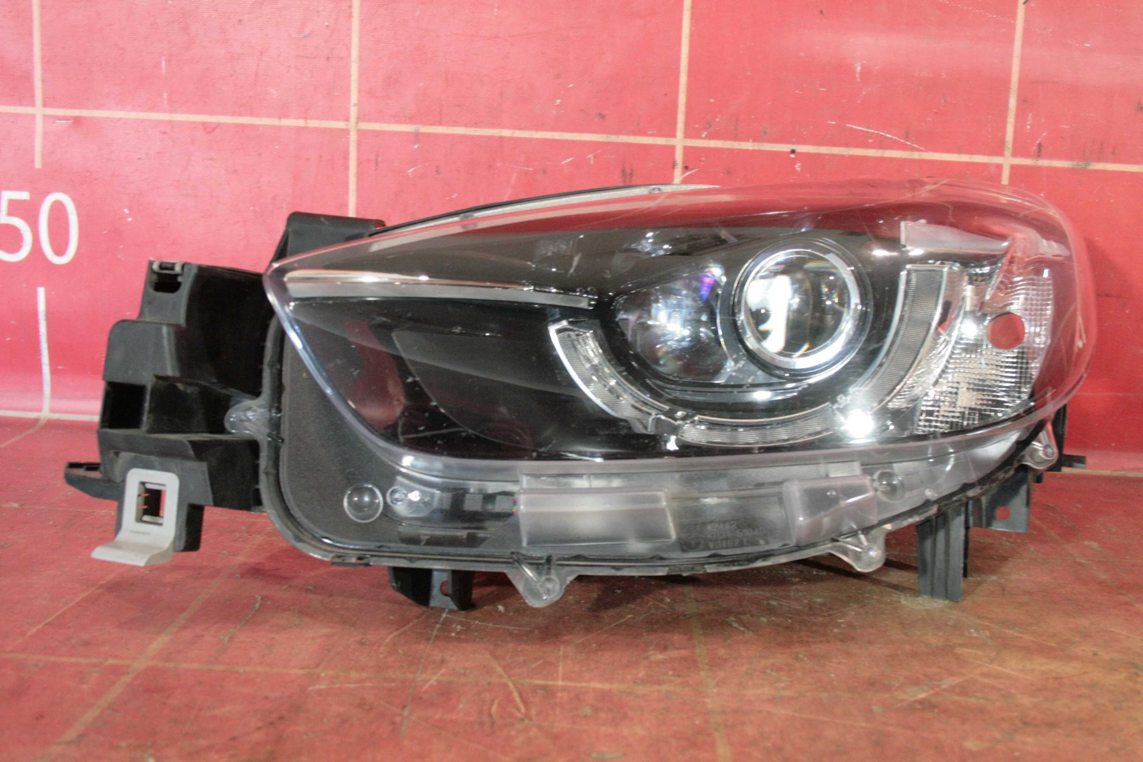 Фара левая Mazda CX-5