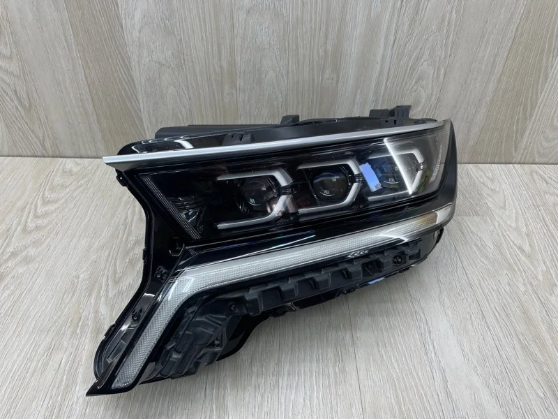 Фара левая Kia Sorento