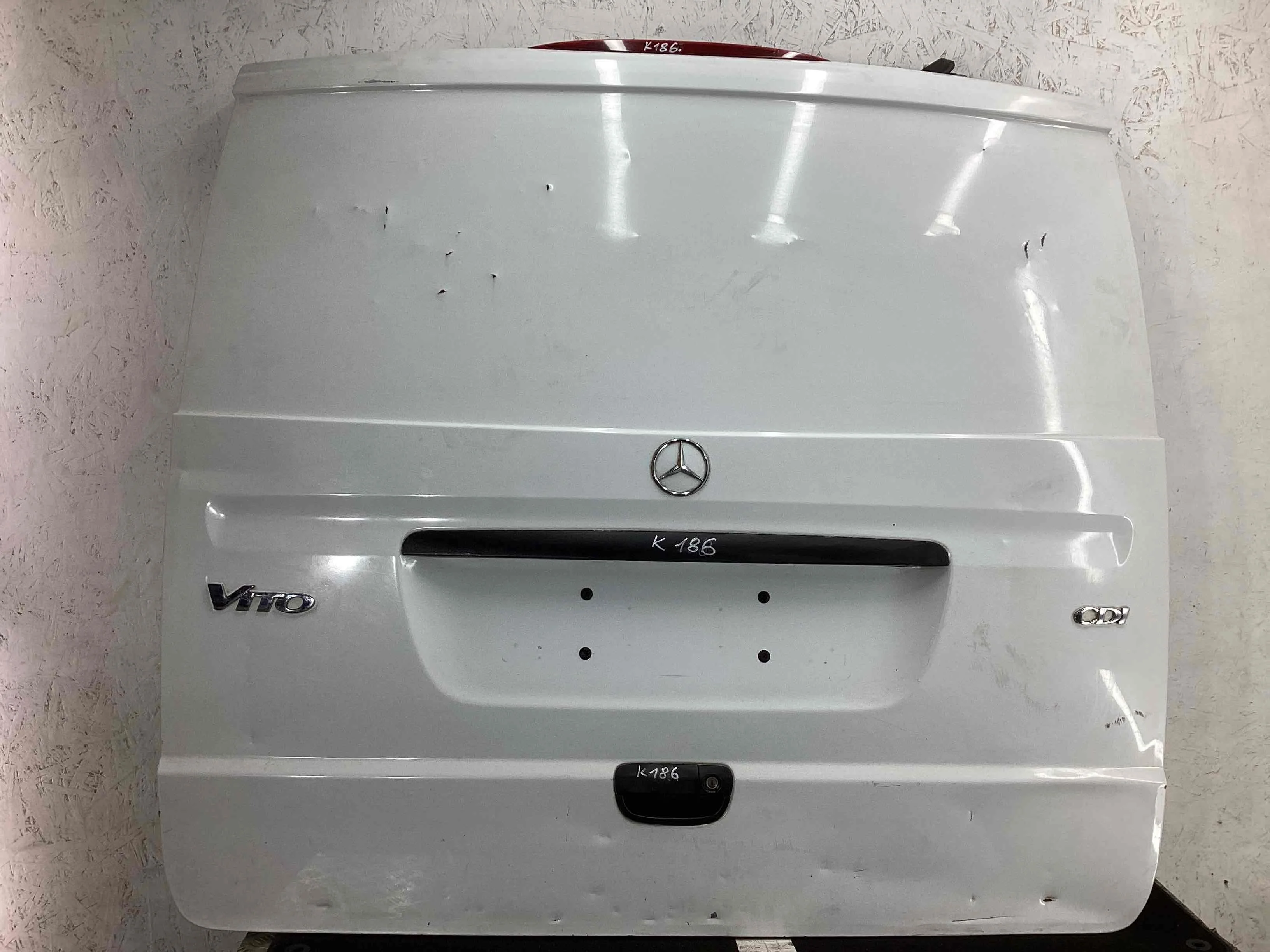 Дверь багажника Mercedes-Benz V-Class/Vito/Viano