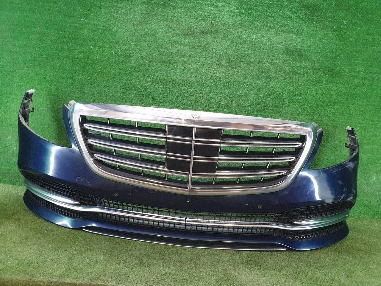 Бампер передний Mercedes-Benz S-Class