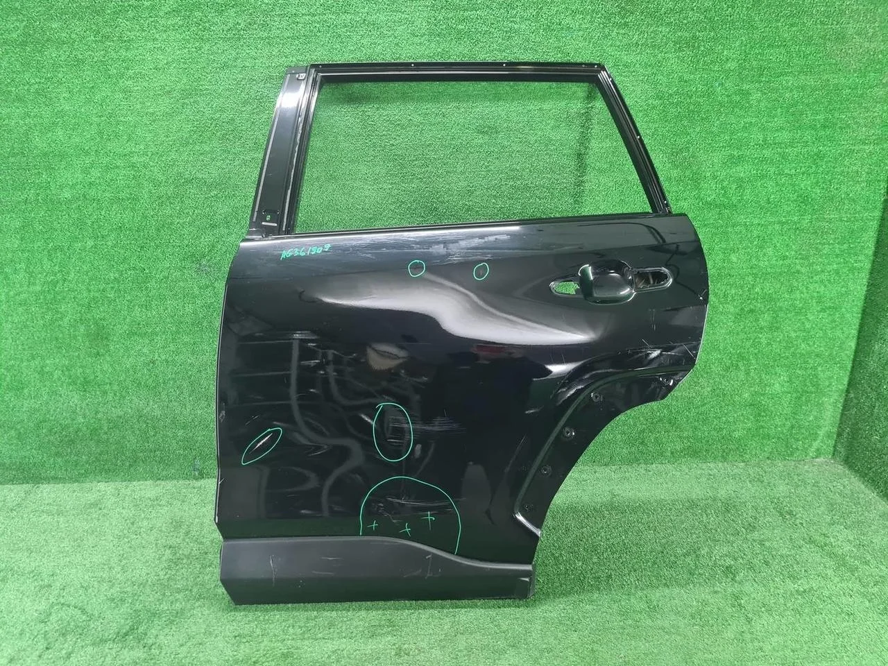 Дверь задняя левая Toyota RAV4