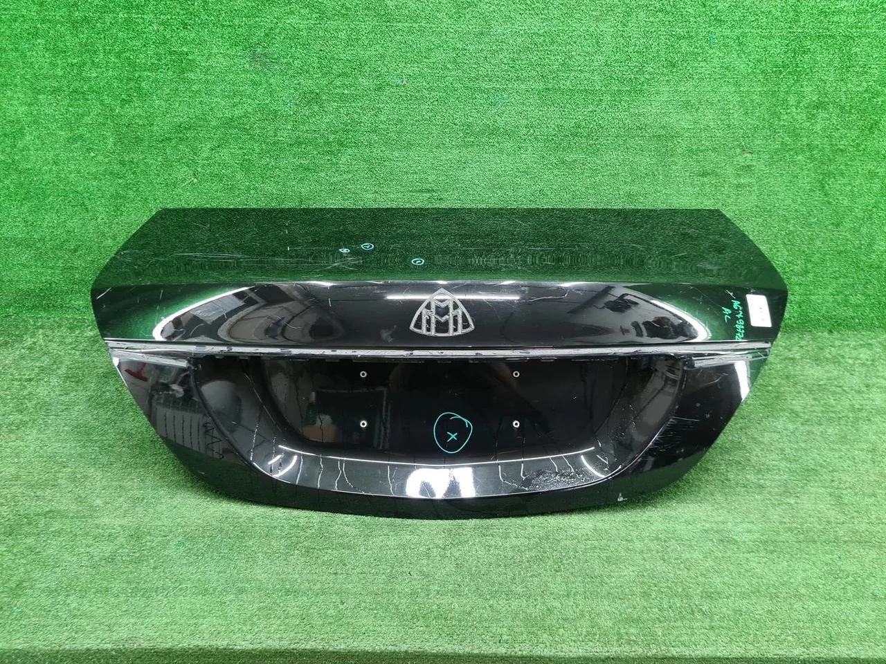 Крышка багажника Mercedes-Benz S-Class