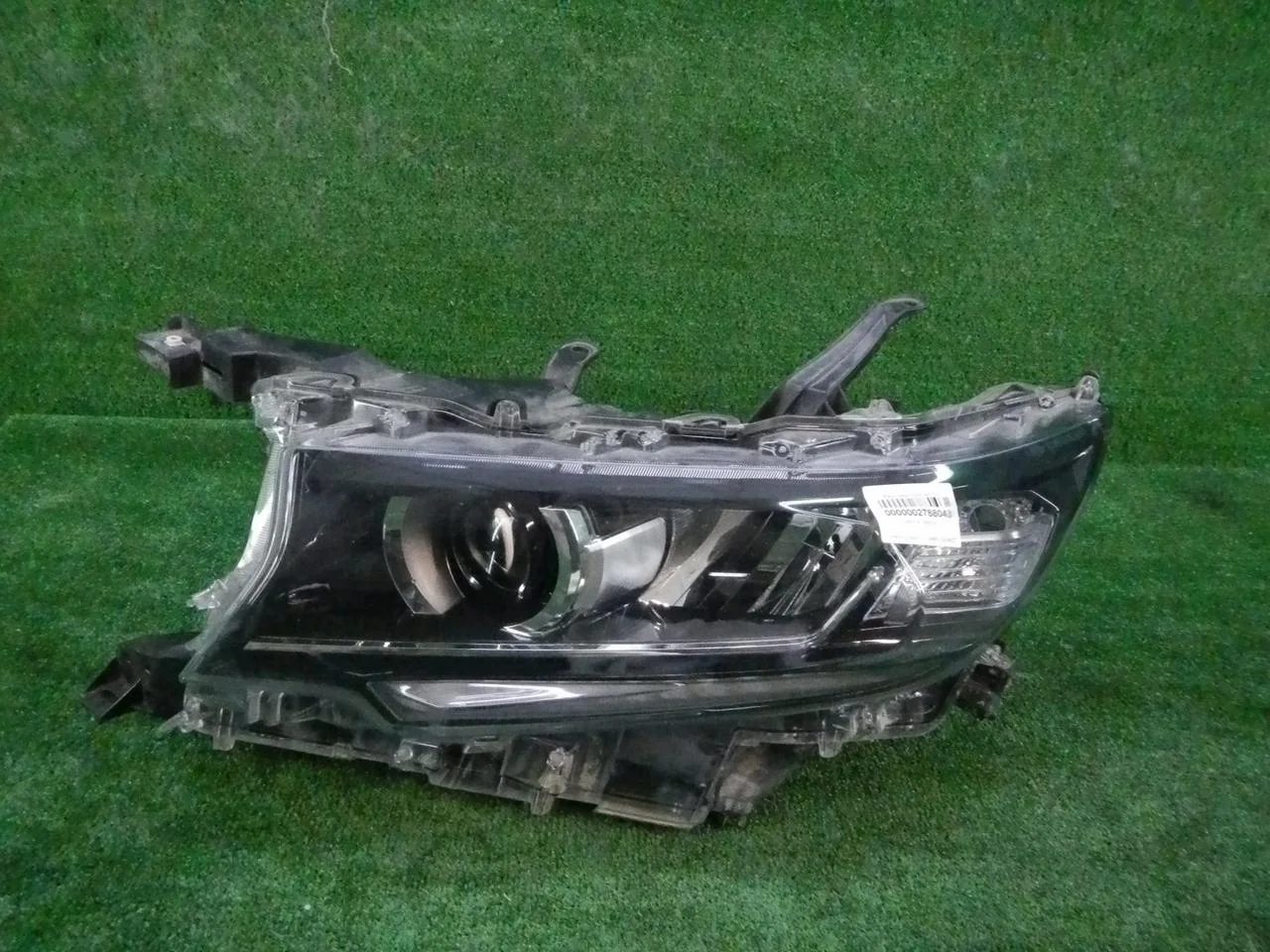 Фара левая Toyota Land Cruiser Prado
