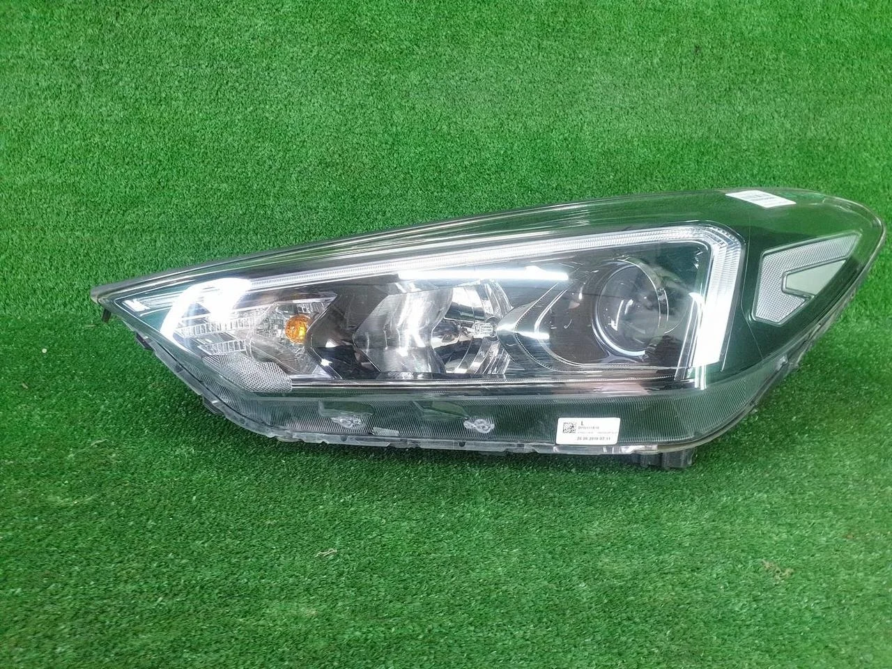 Фара левая Hyundai Tucson
