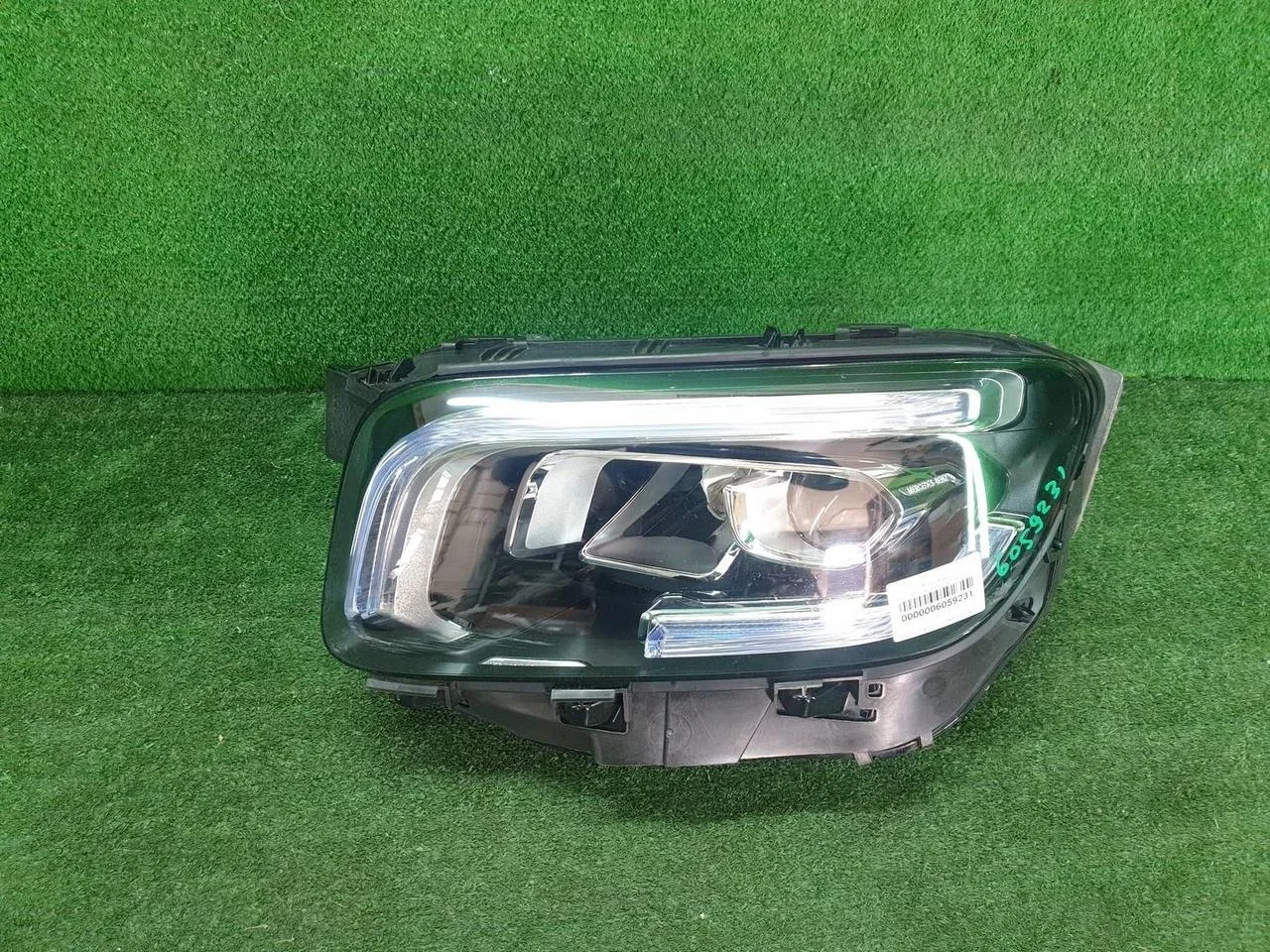 Фара левая Mercedes-Benz GLB-Class
