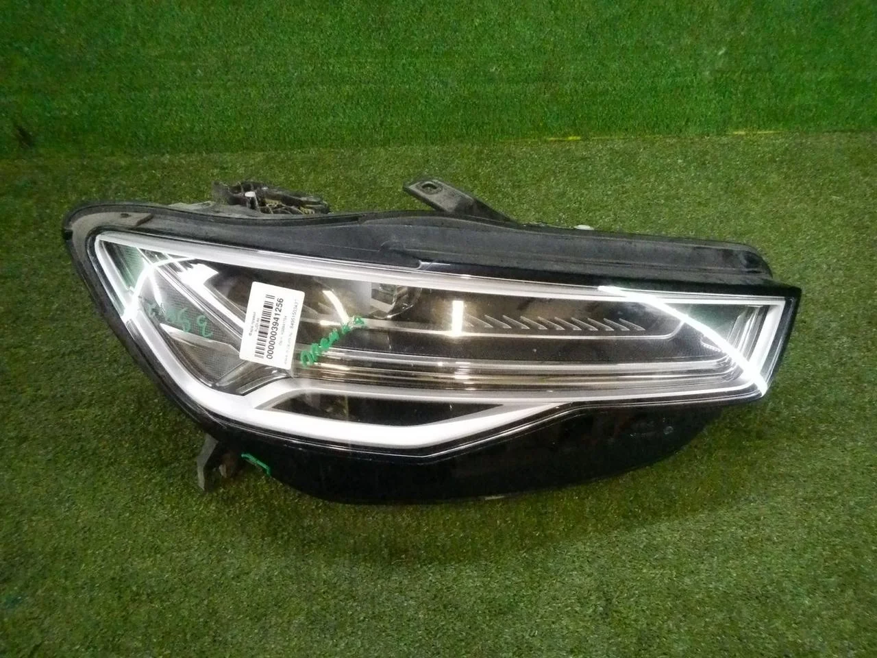 Фара правая Audi A6/RS6/S6