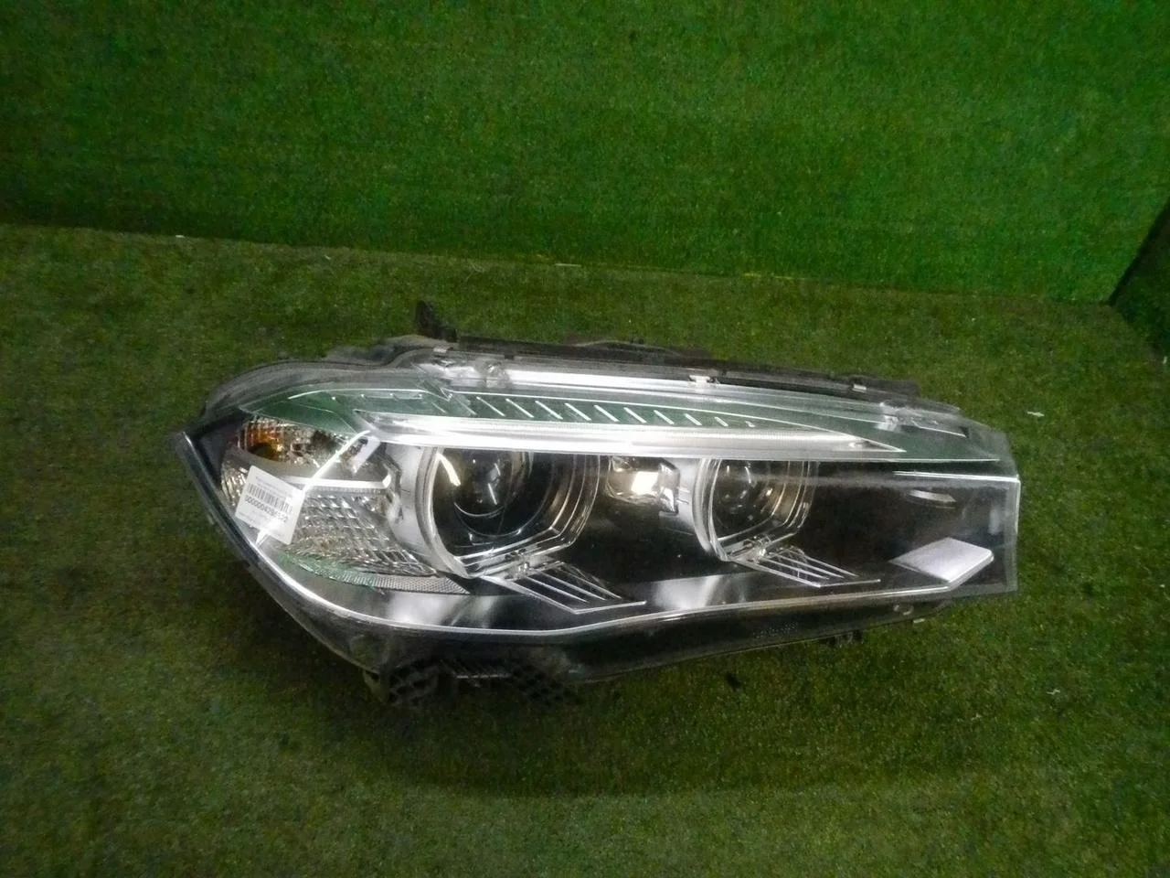 Фара правая BMW X5