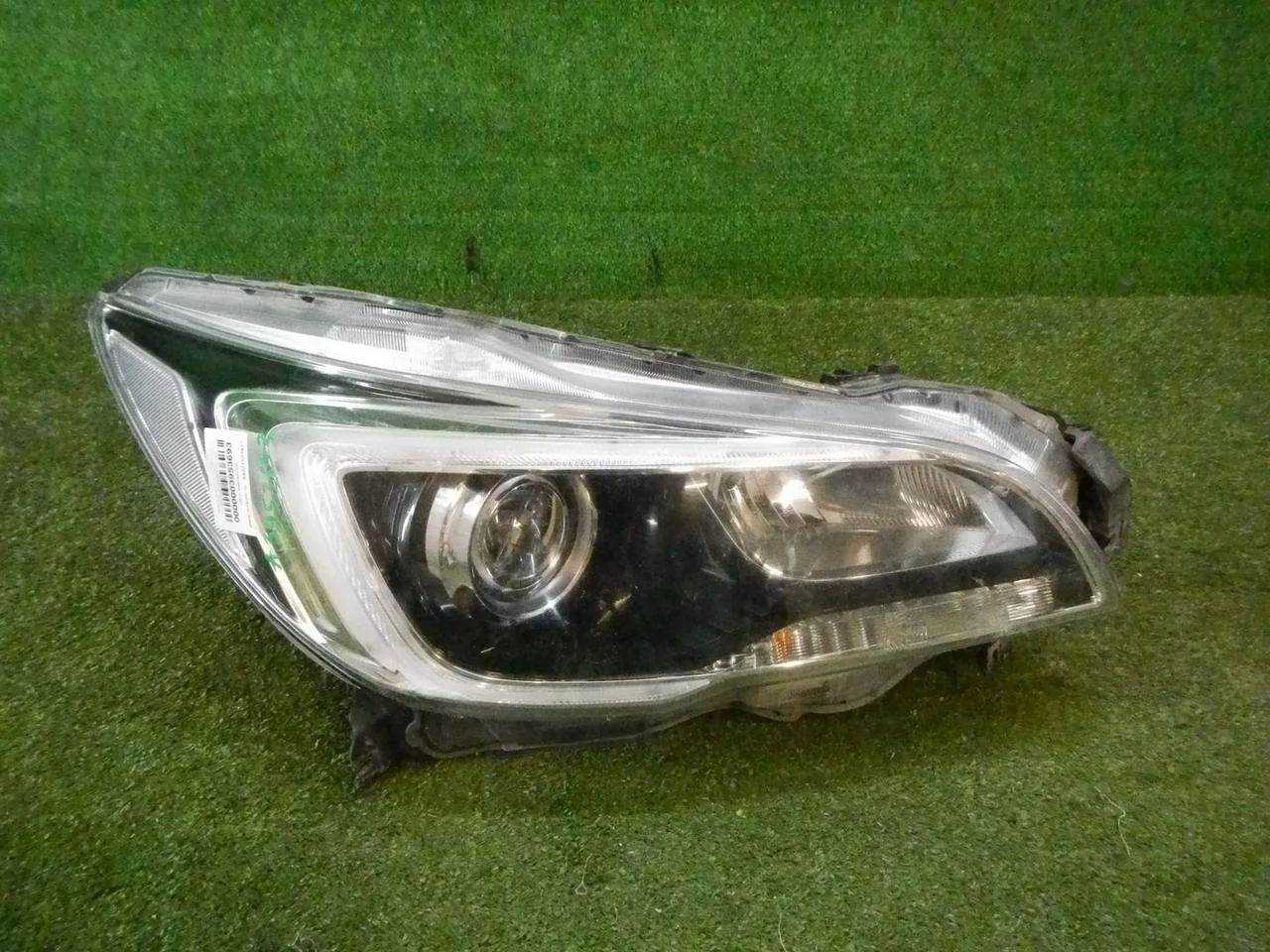 Фара правая Subaru Outback