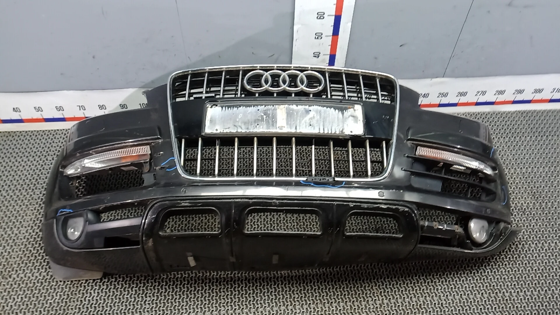 Бампер передний Audi Q7