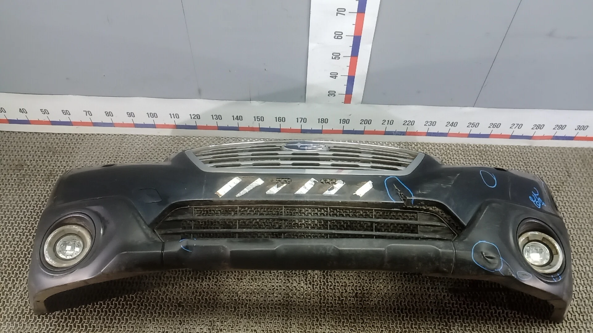 Бампер передний Subaru Outback