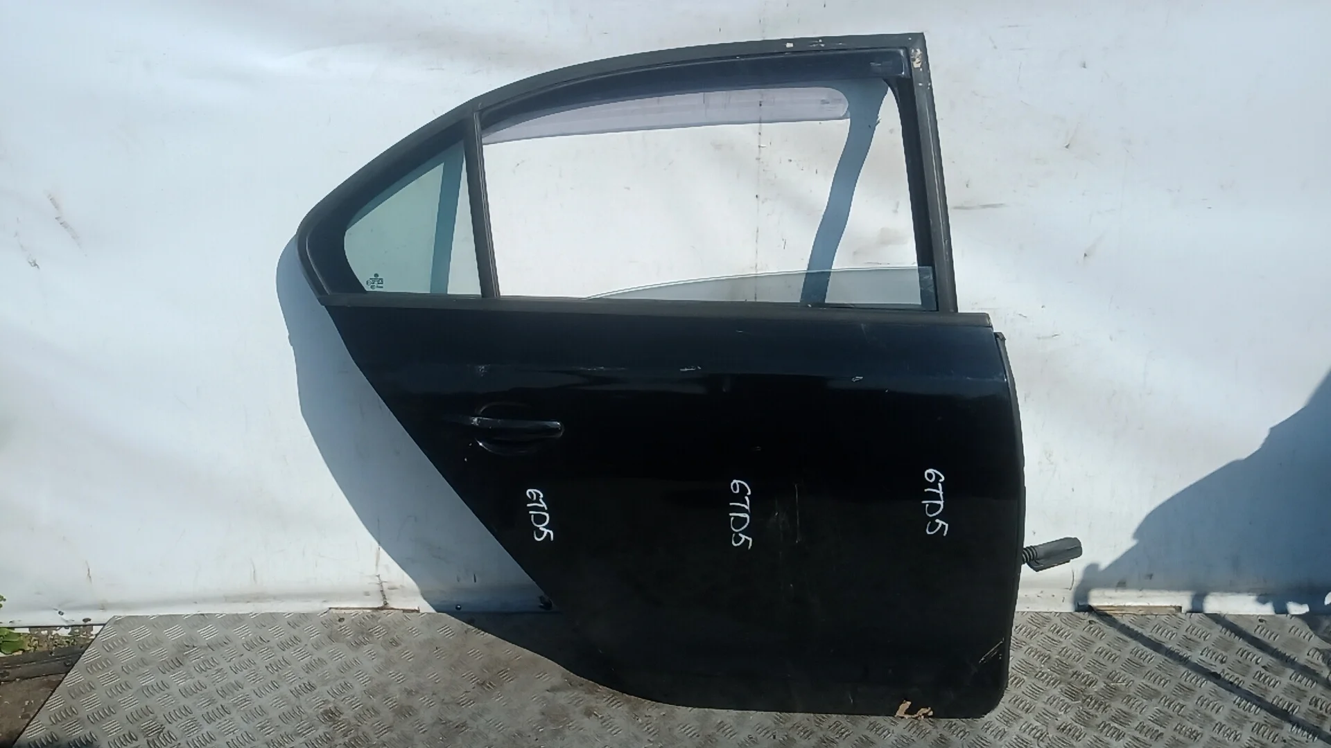 Дверь задняя правая Volkswagen Jetta