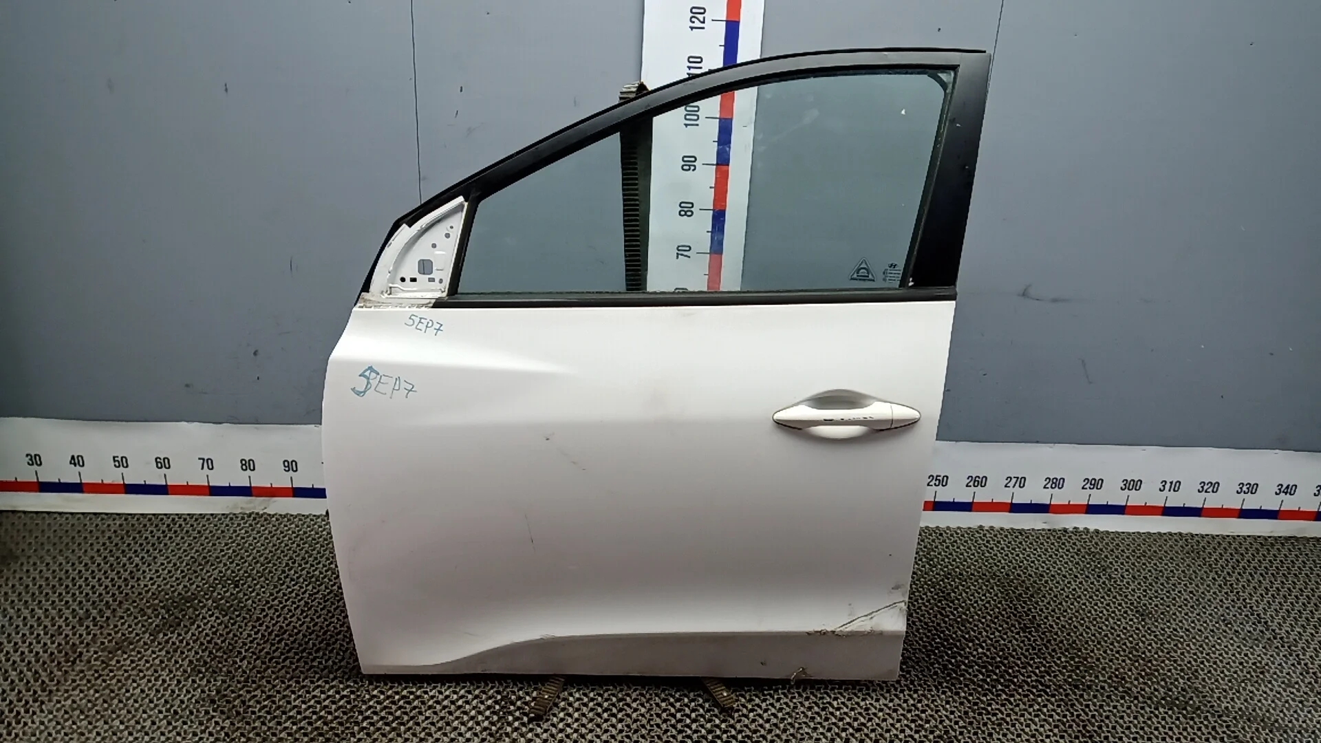 Дверь передняя левая Hyundai ix35