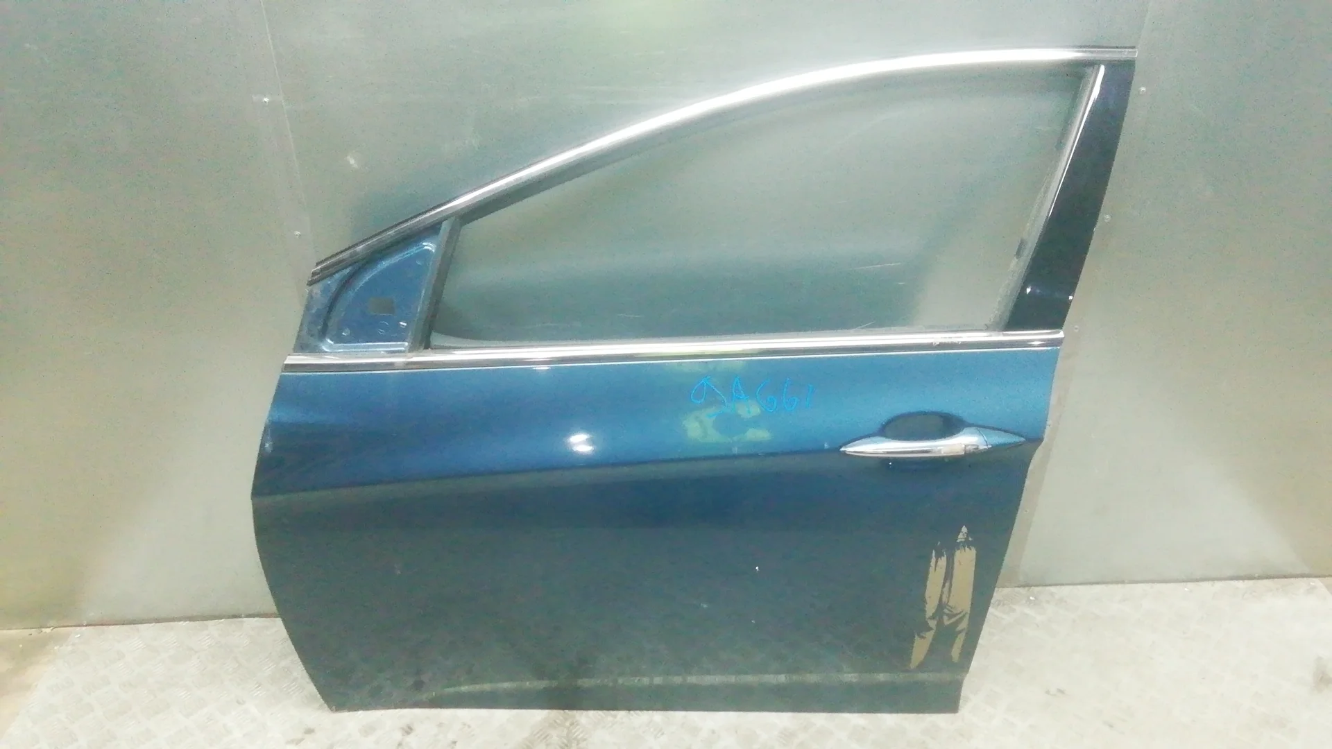 Дверь передняя левая Hyundai i40