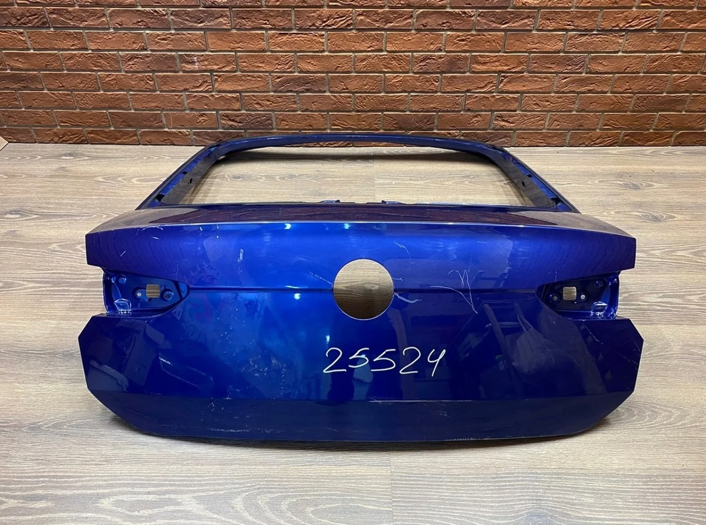 Дверь багажника Volkswagen Polo