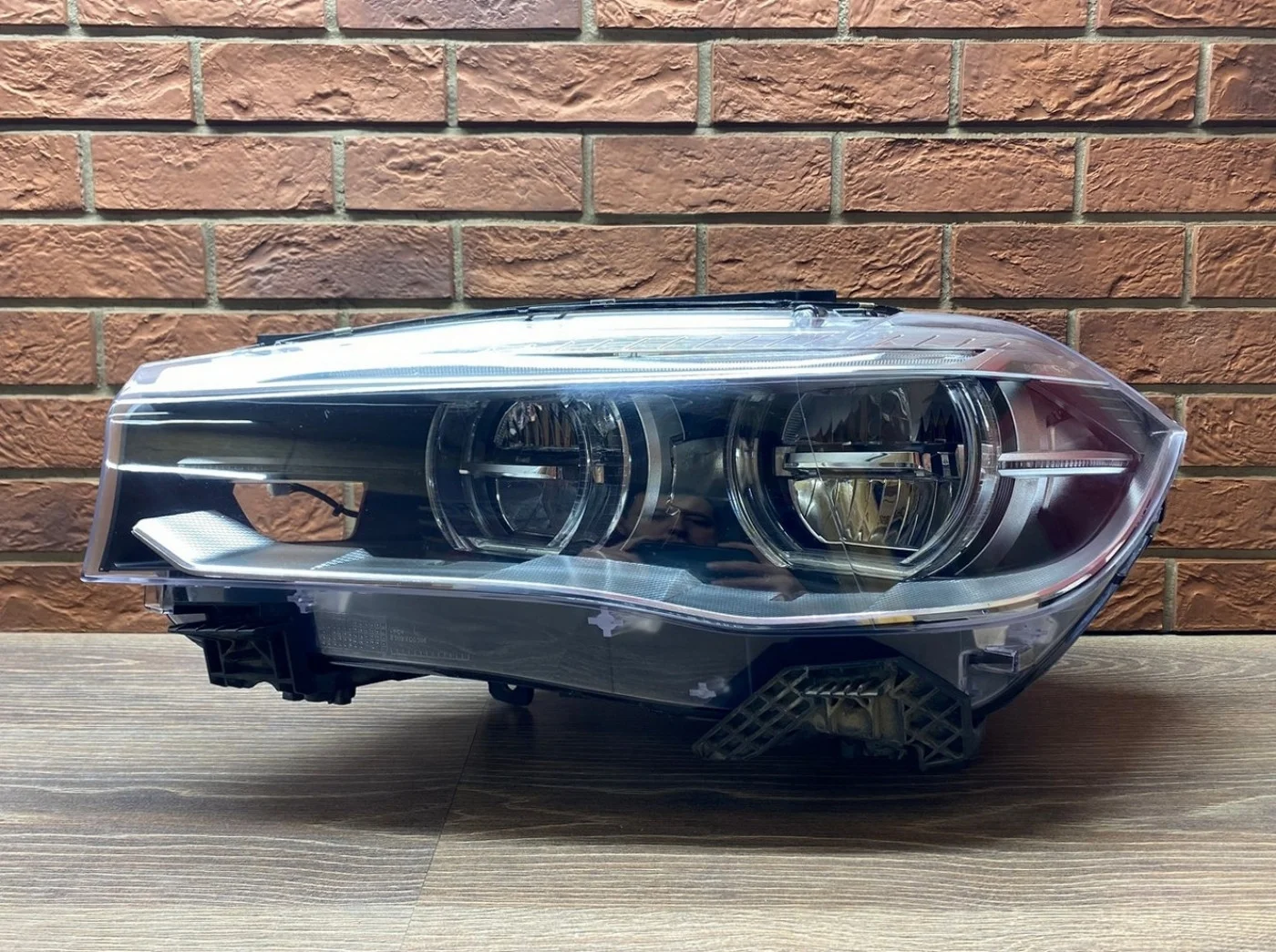 Фара левая BMW X5