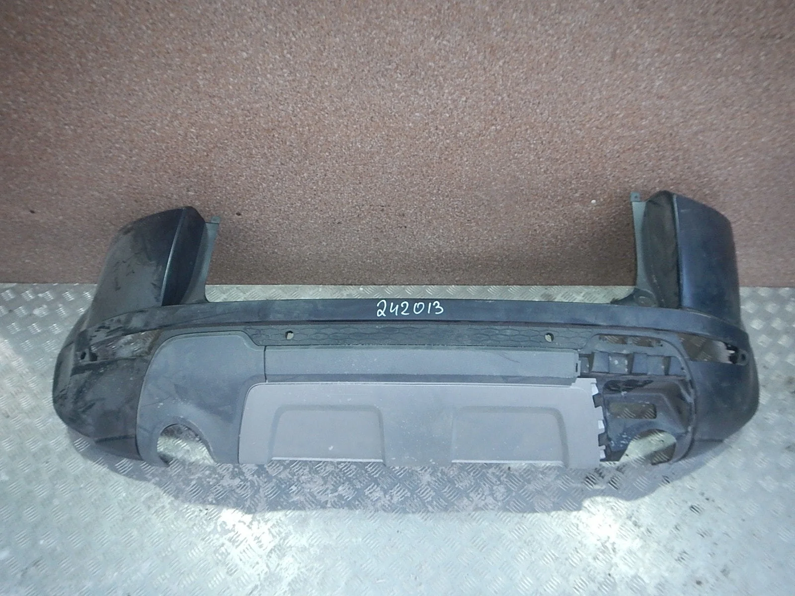 Бампер задний Land Rover Range Rover Evoque