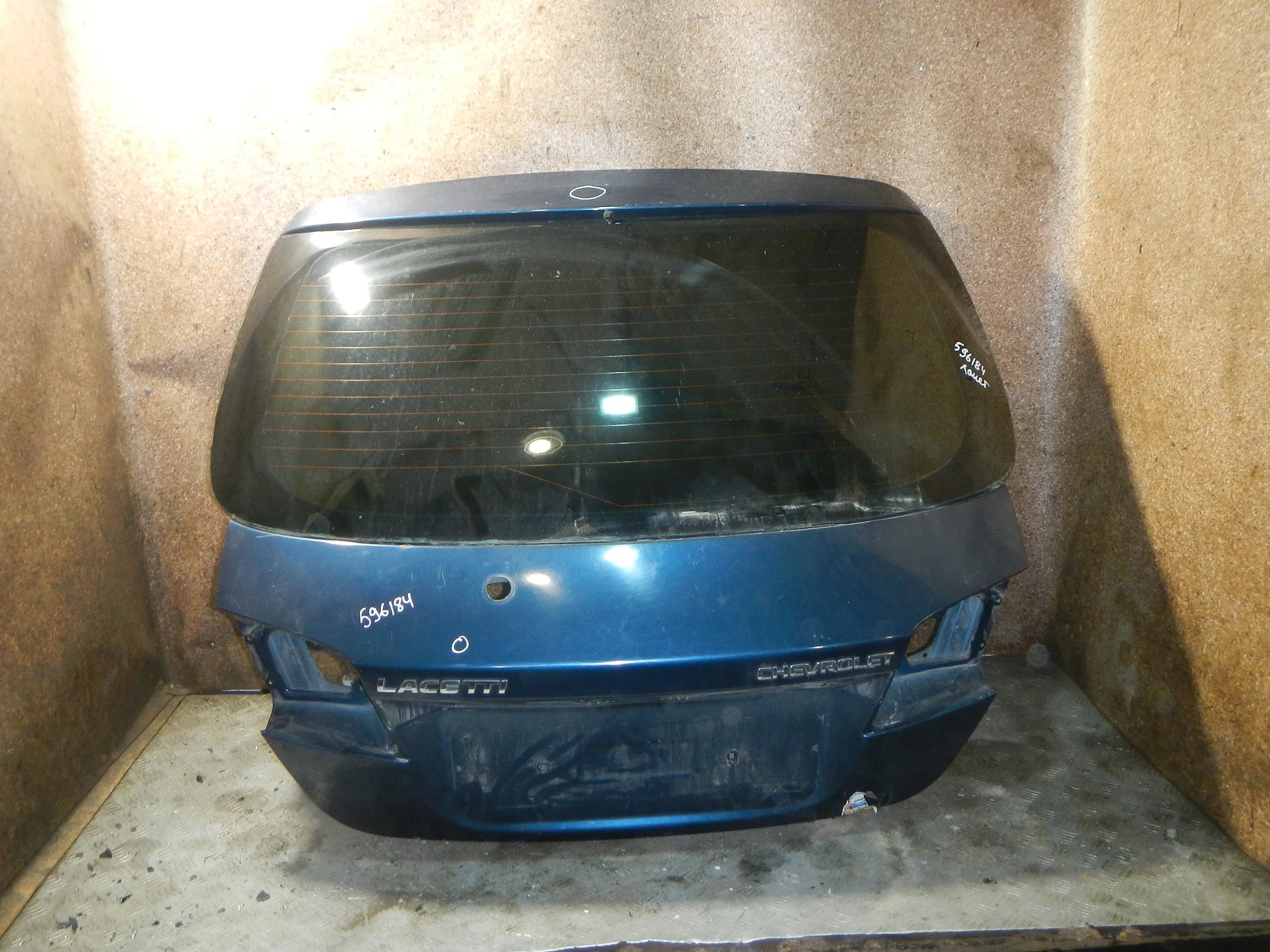 Дверь багажника Chevrolet Lacetti