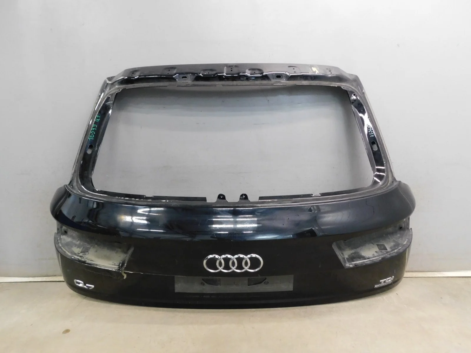 Дверь багажника Audi Q7/SQ7