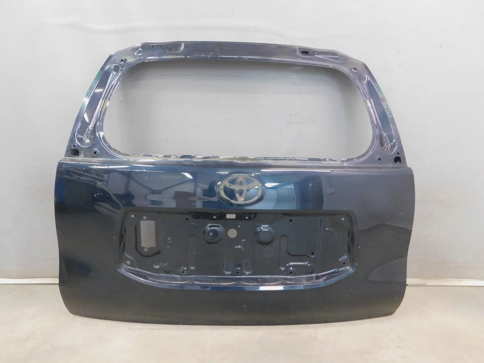 Дверь багажника Toyota Land Cruiser Prado