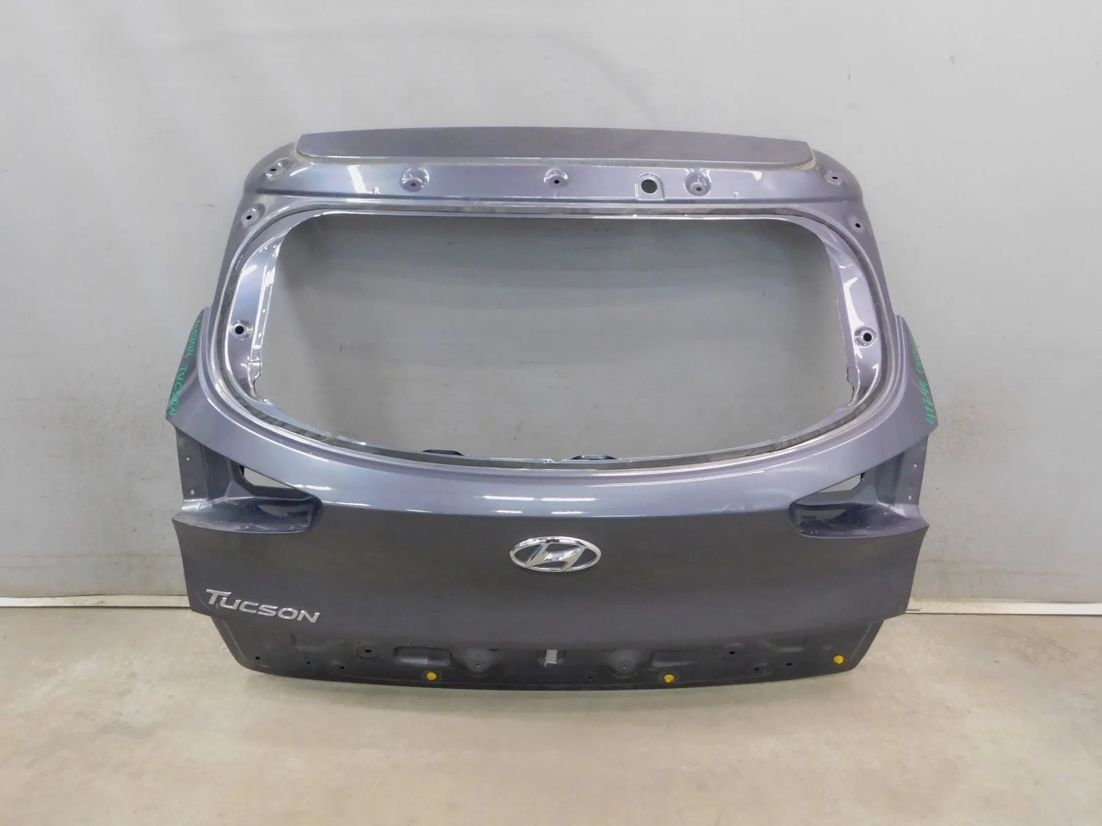 Дверь багажника Hyundai Tucson