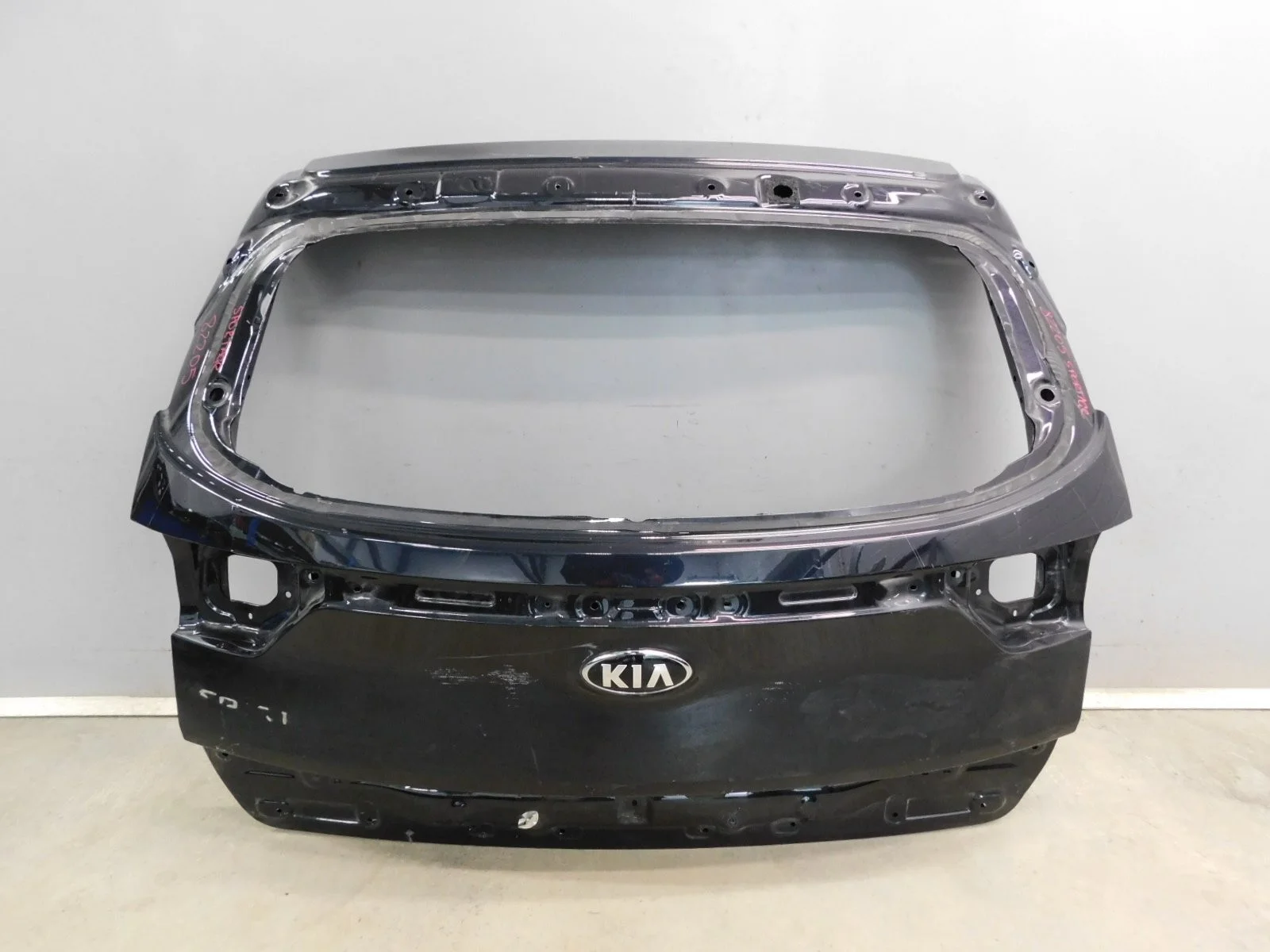 Дверь багажника Kia Sportage