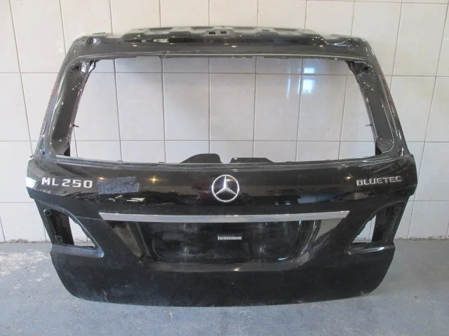 Дверь багажника Mercedes-Benz M-Class
