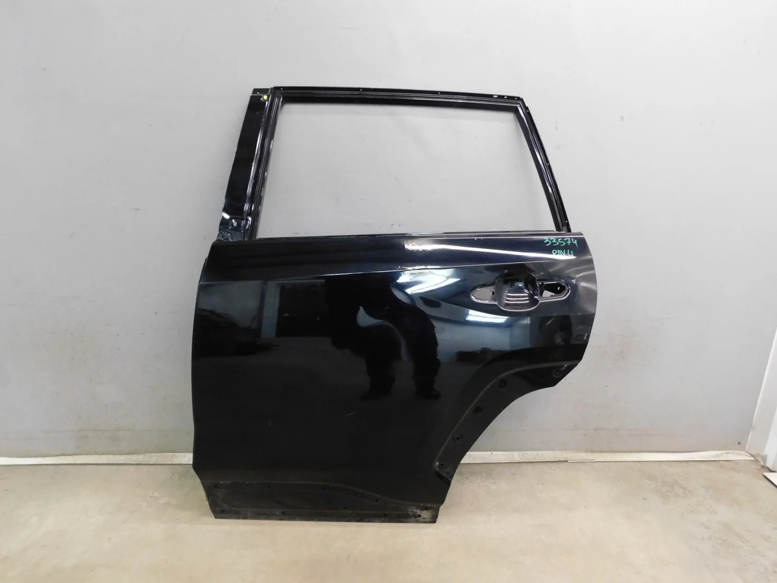 Дверь задняя левая Toyota RAV4