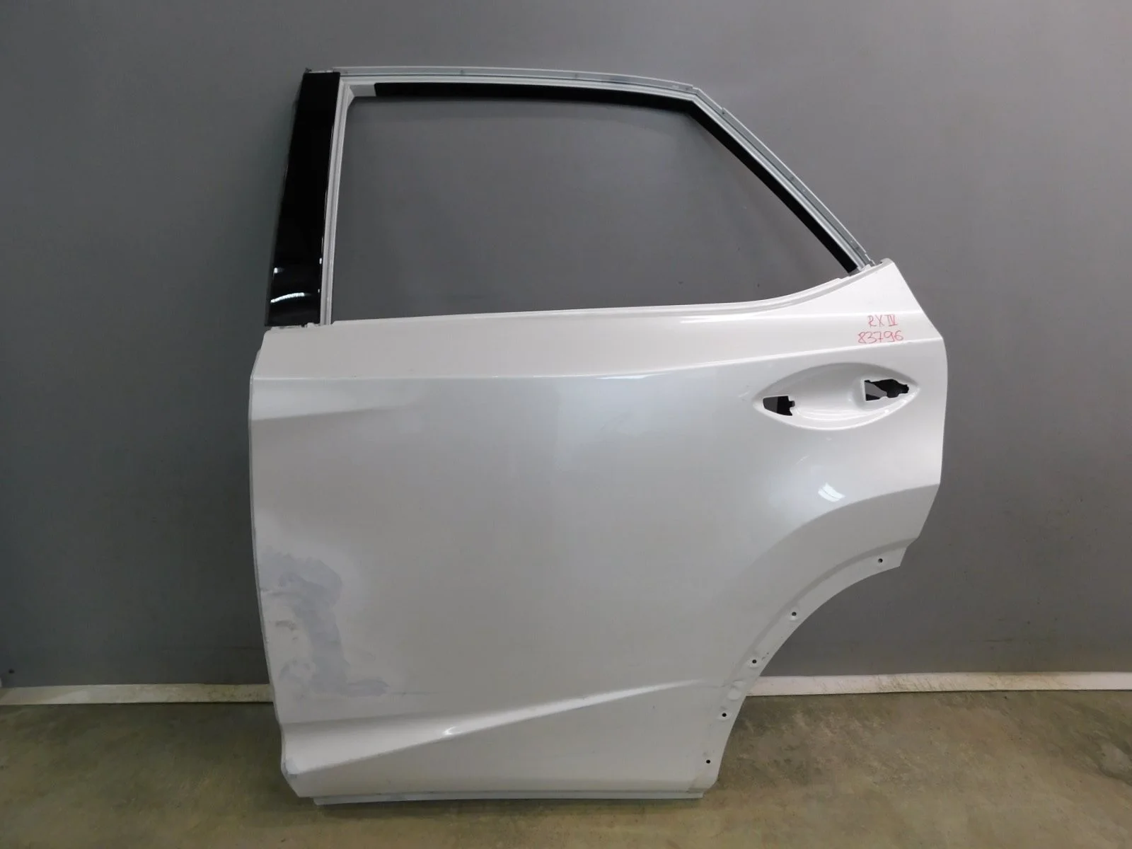 Дверь задняя левая Lexus RX200t/RX300/RX350/RX350L/RX450h/RX450hL