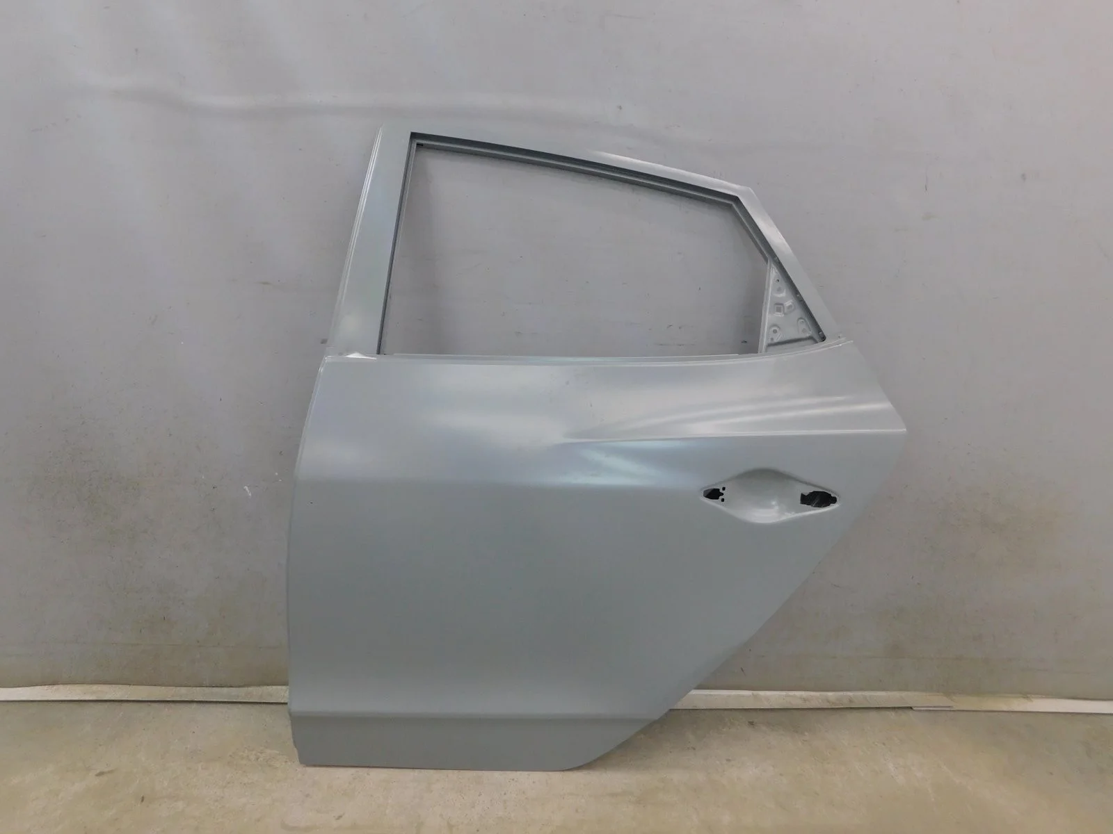Дверь задняя левая Hyundai ix35