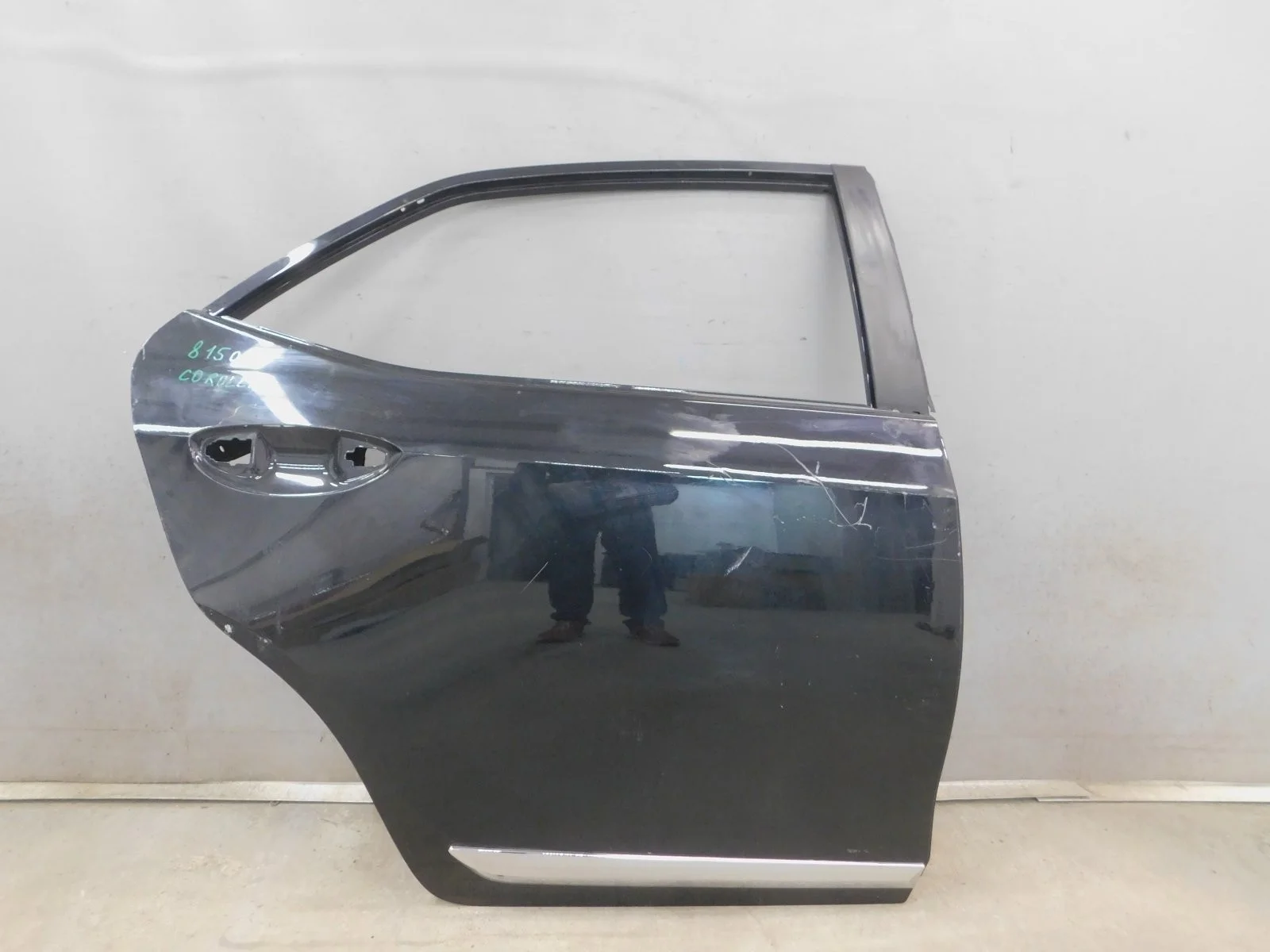 Дверь задняя правая Toyota Auris