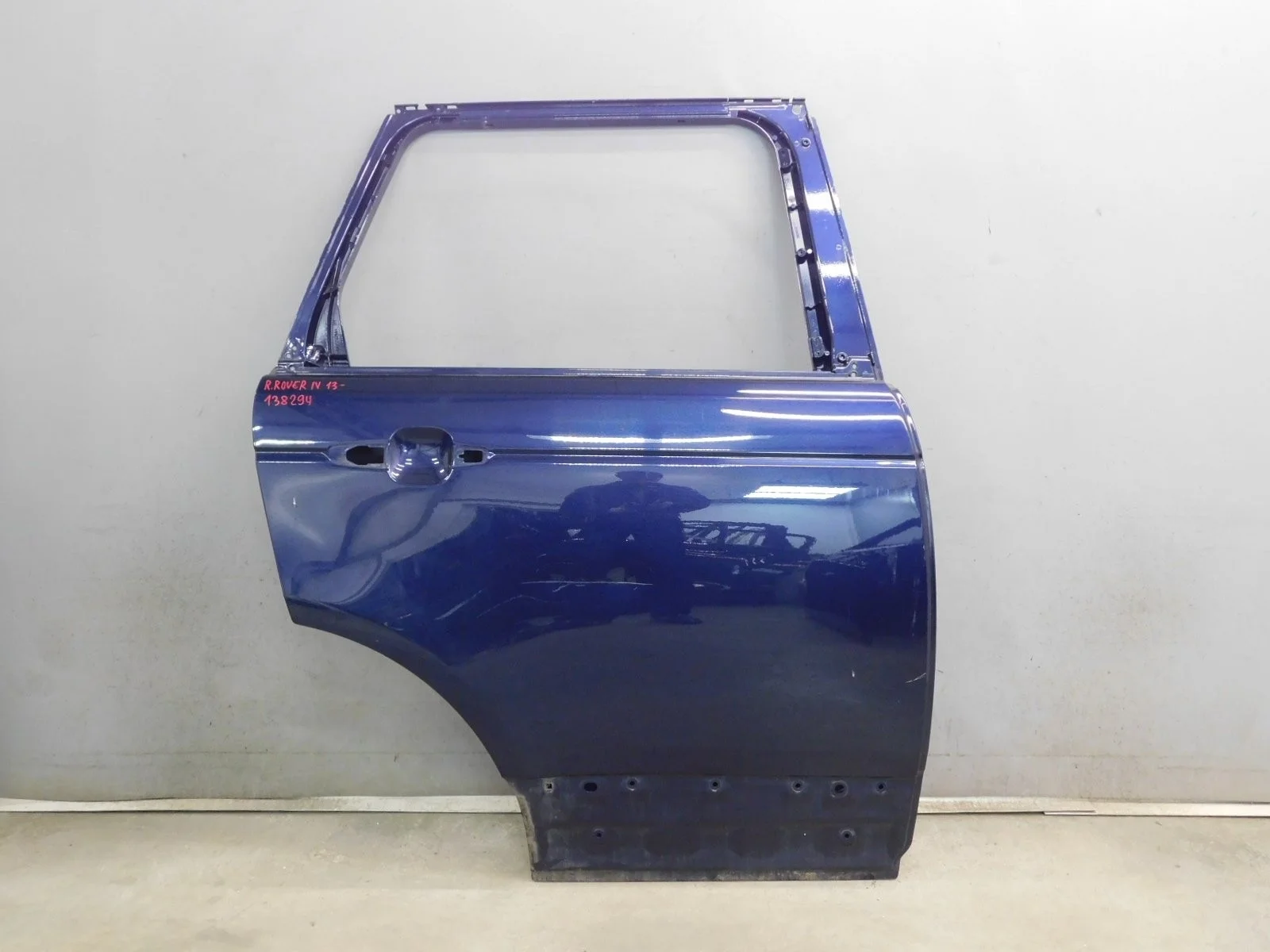 Дверь задняя правая Land Rover Range Rover
