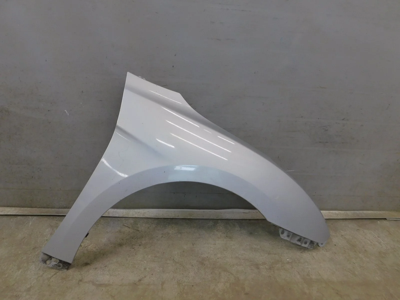 Крыло переднее правое Hyundai i40