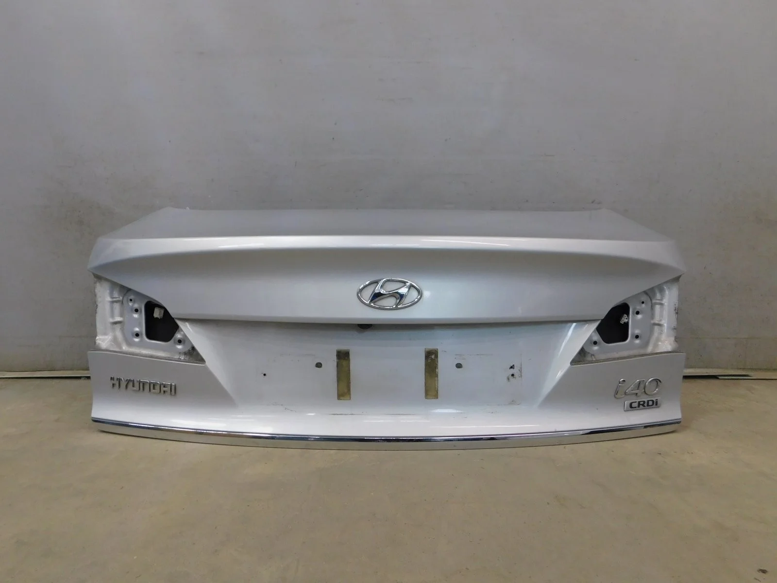 Крышка багажника Hyundai i40