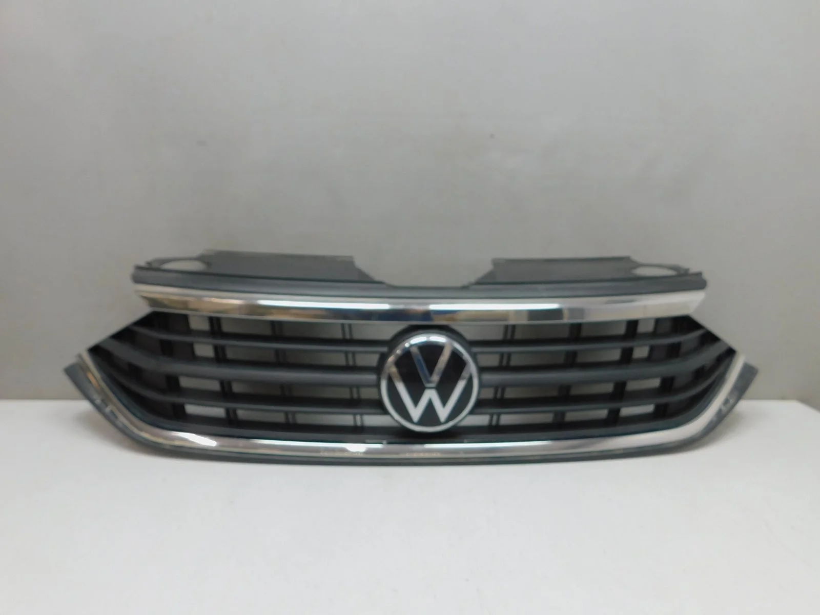 Решетка радиатора Volkswagen Polo
