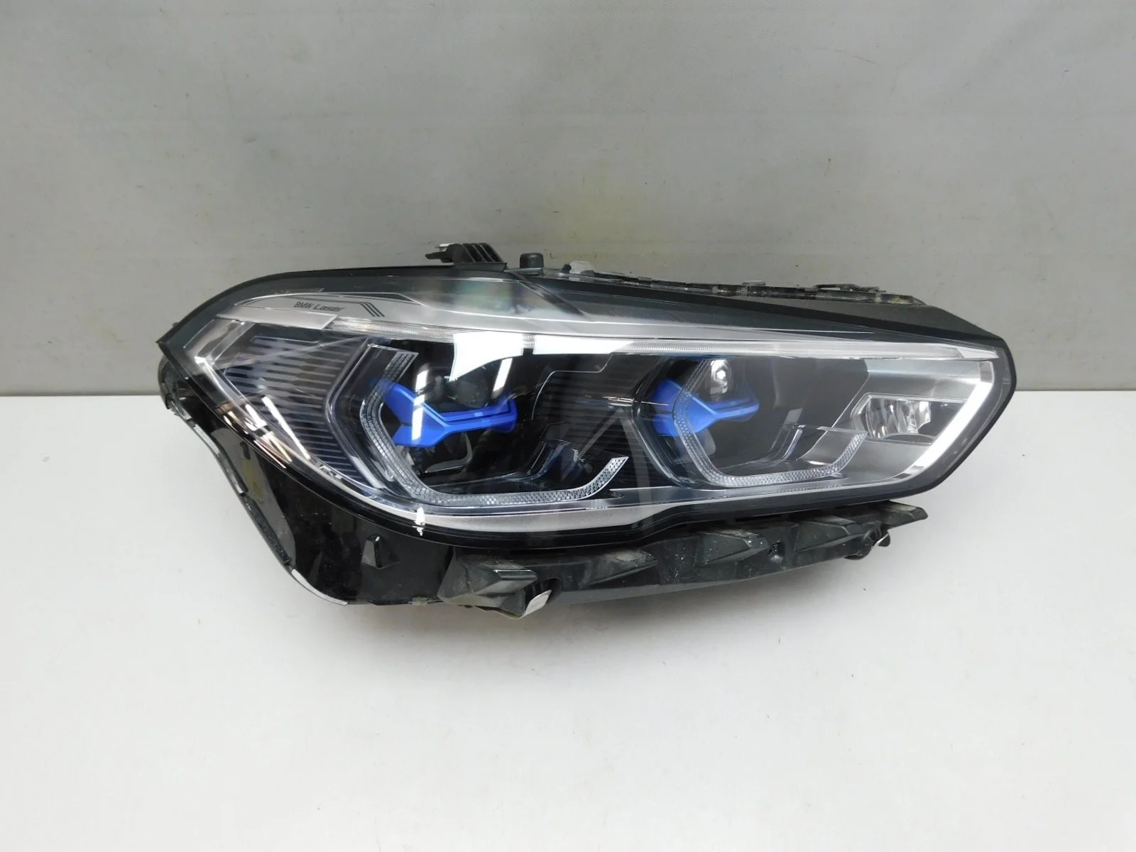 Фара правая BMW X5