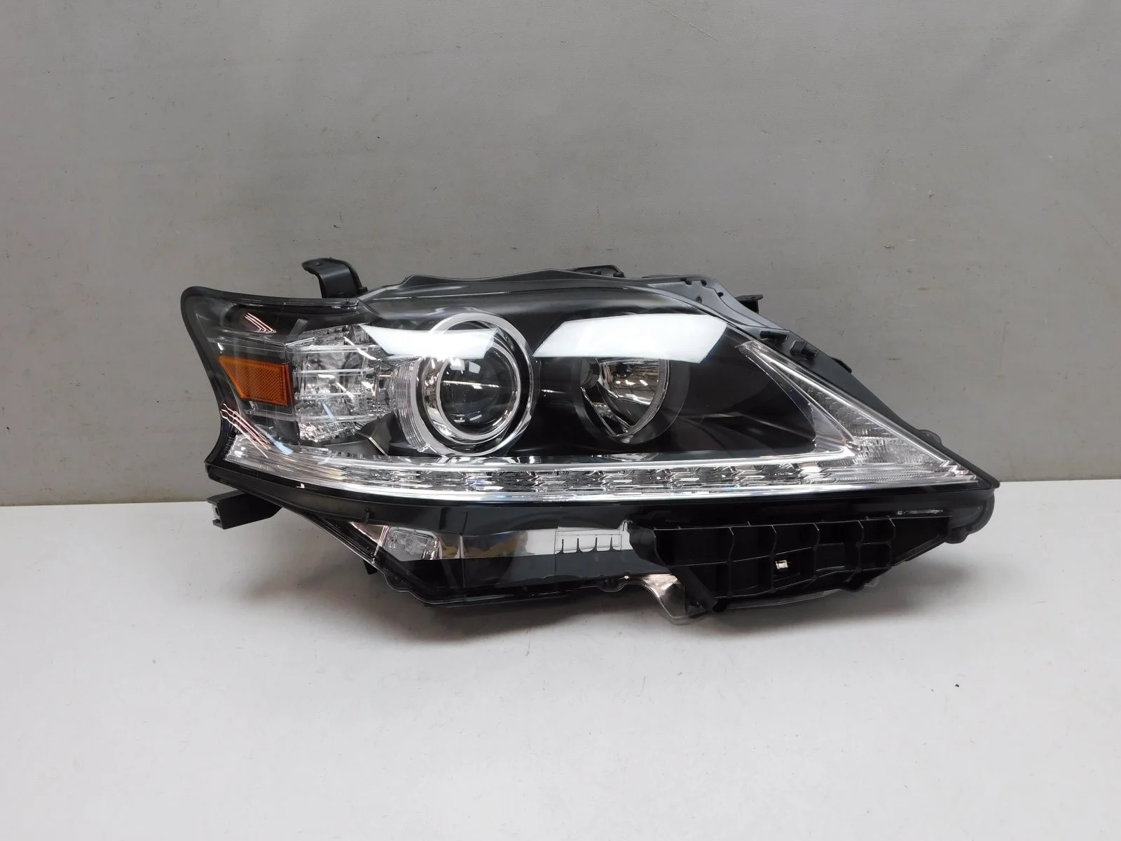 Фара правая Lexus RX270/RX350/RX450h