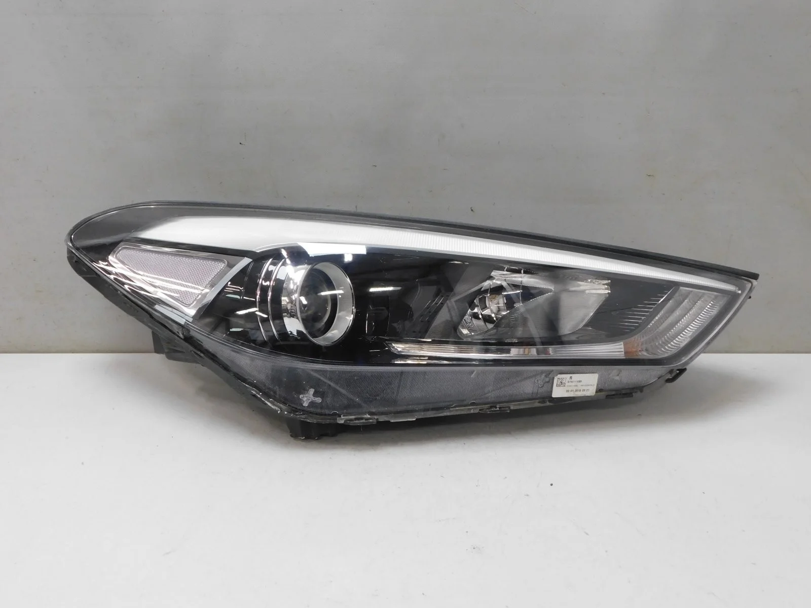 Фара правая Hyundai Tucson