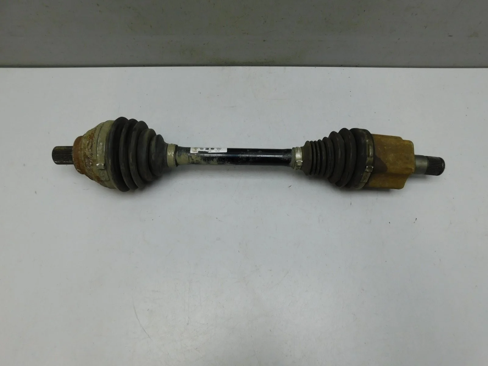 Полуось (разное) Volkswagen Tiguan