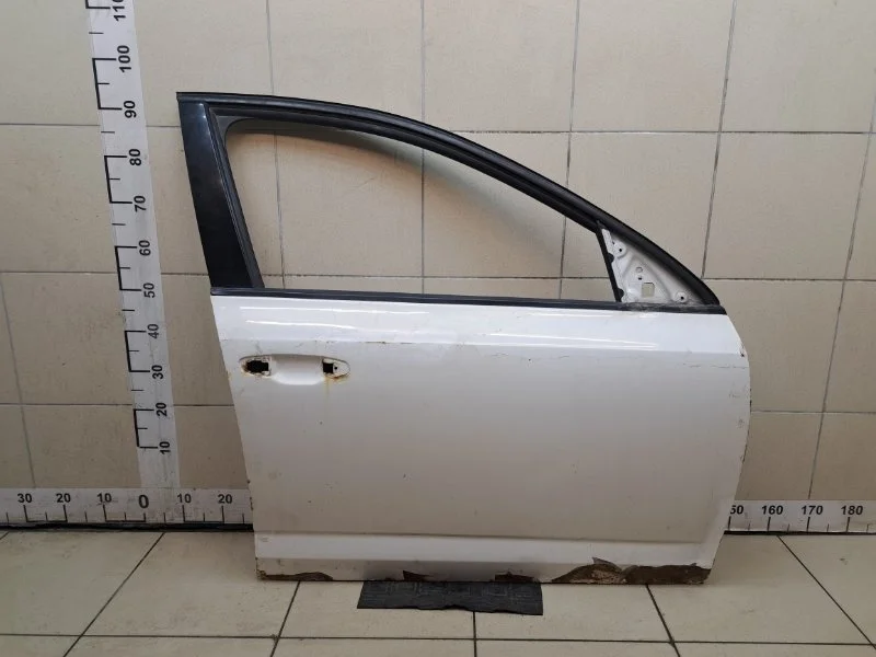 Дверь передняя правая Skoda Octavia