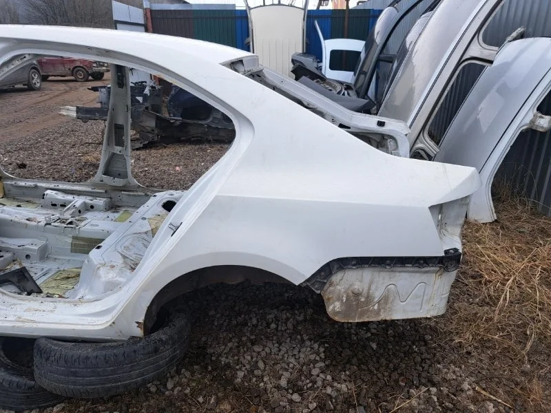 Крыло заднее левое Skoda Octavia