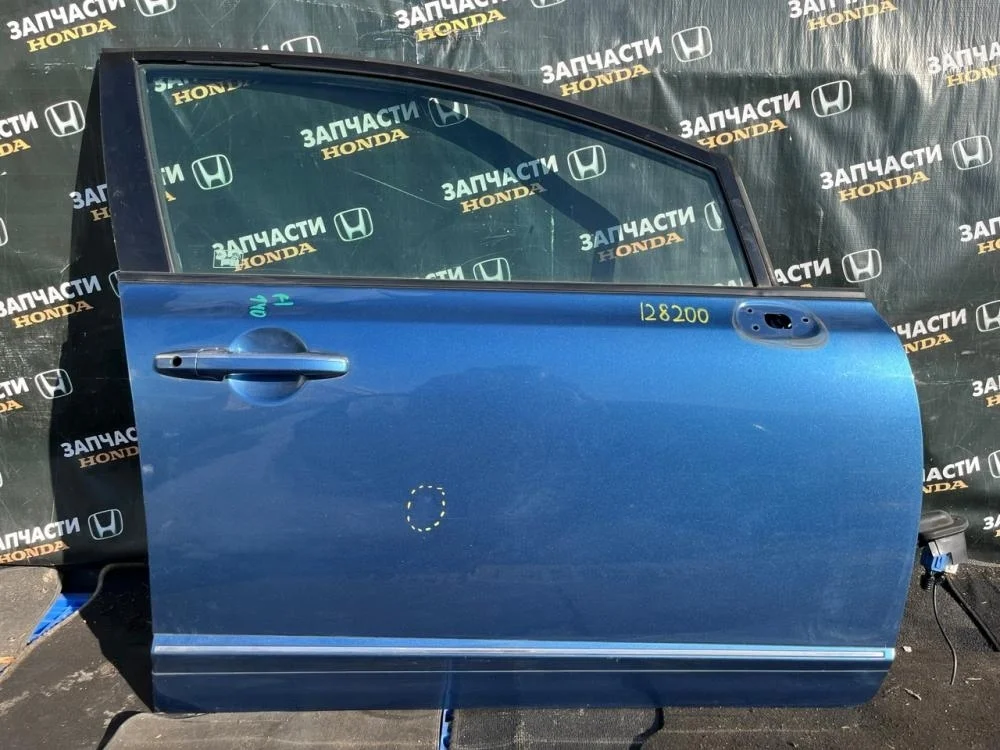 Дверь передняя правая Honda Civic