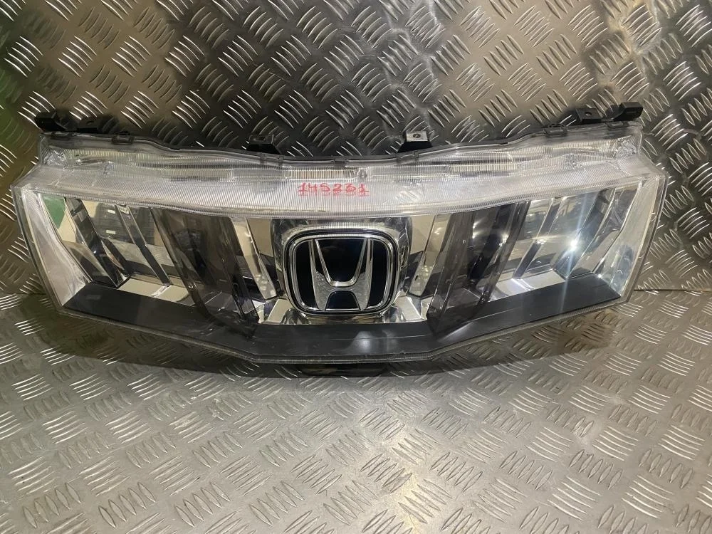 Решетка радиатора Honda Civic