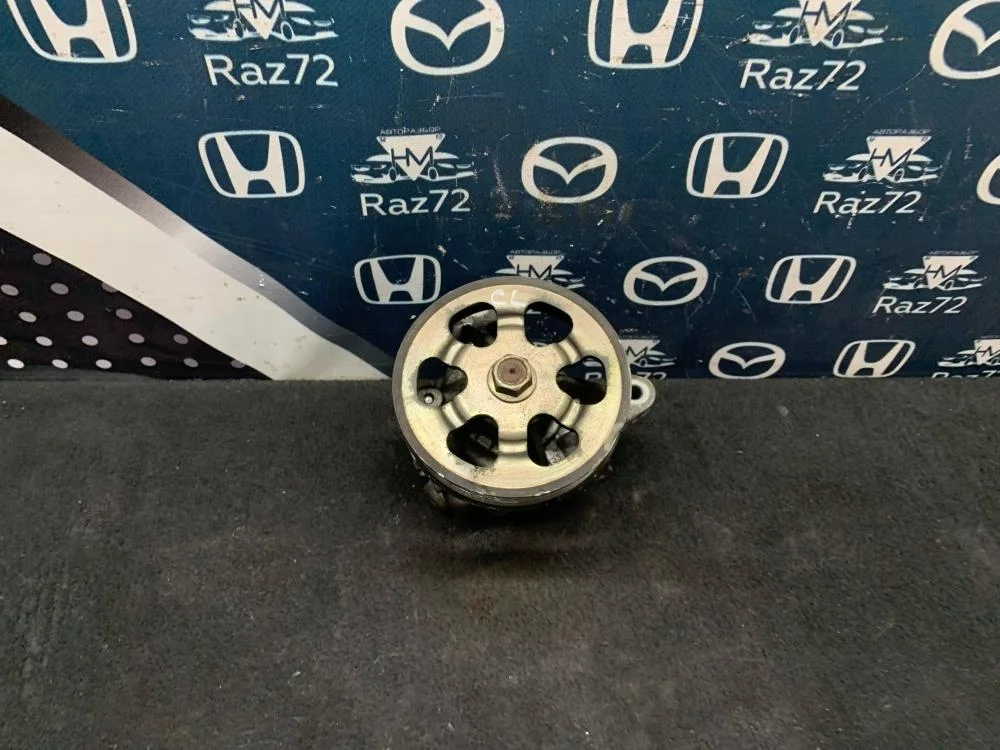 Насос гидроусилителя Honda Accord