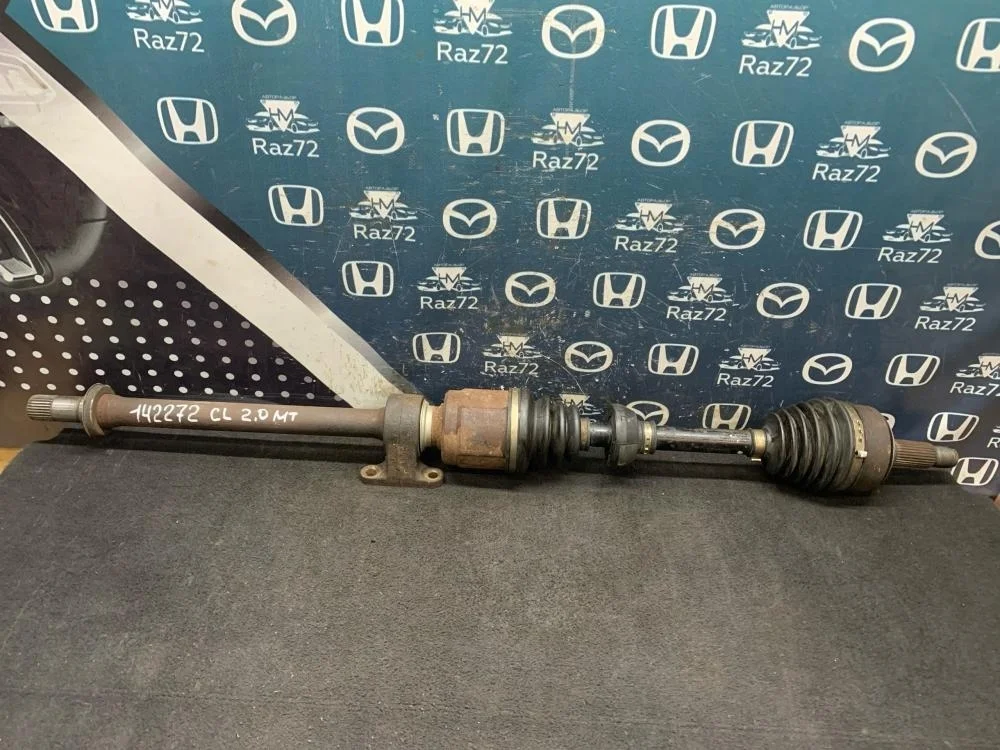 Полуось передняя правая Honda Accord