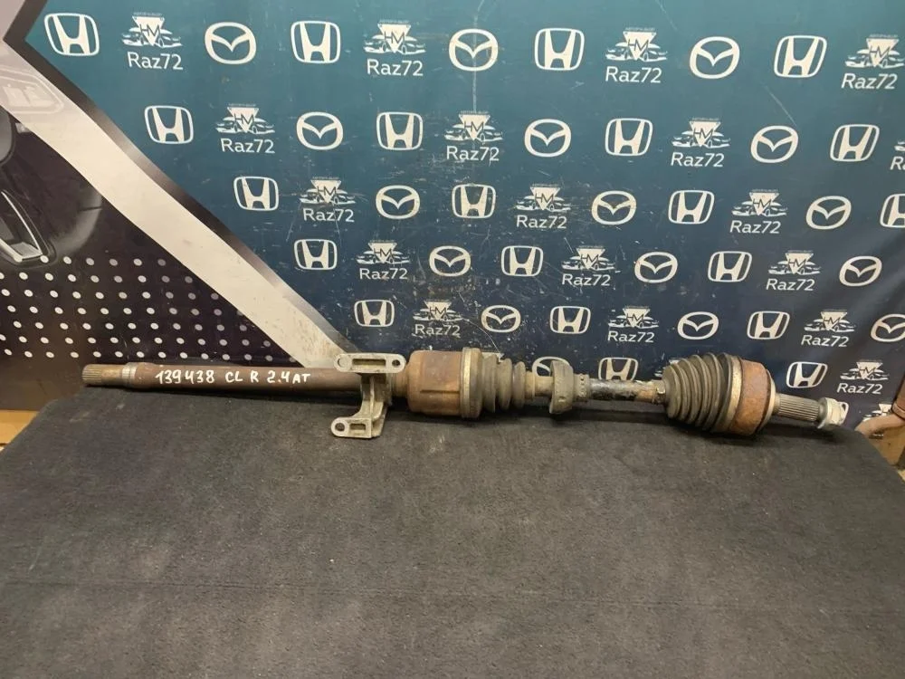 Полуось передняя правая Honda Accord