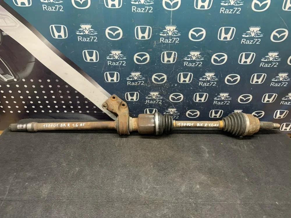 Полуось передняя правая Mazda Mazda3/Mazda3 MPS