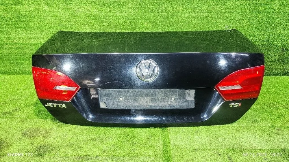 Крышка багажника Volkswagen Jetta