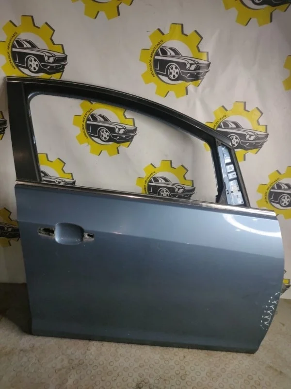 Дверь передняя правая Opel Astra J