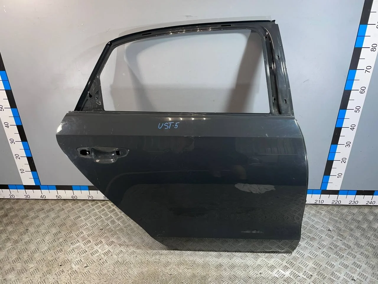 Дверь задняя правая Volkswagen Passat