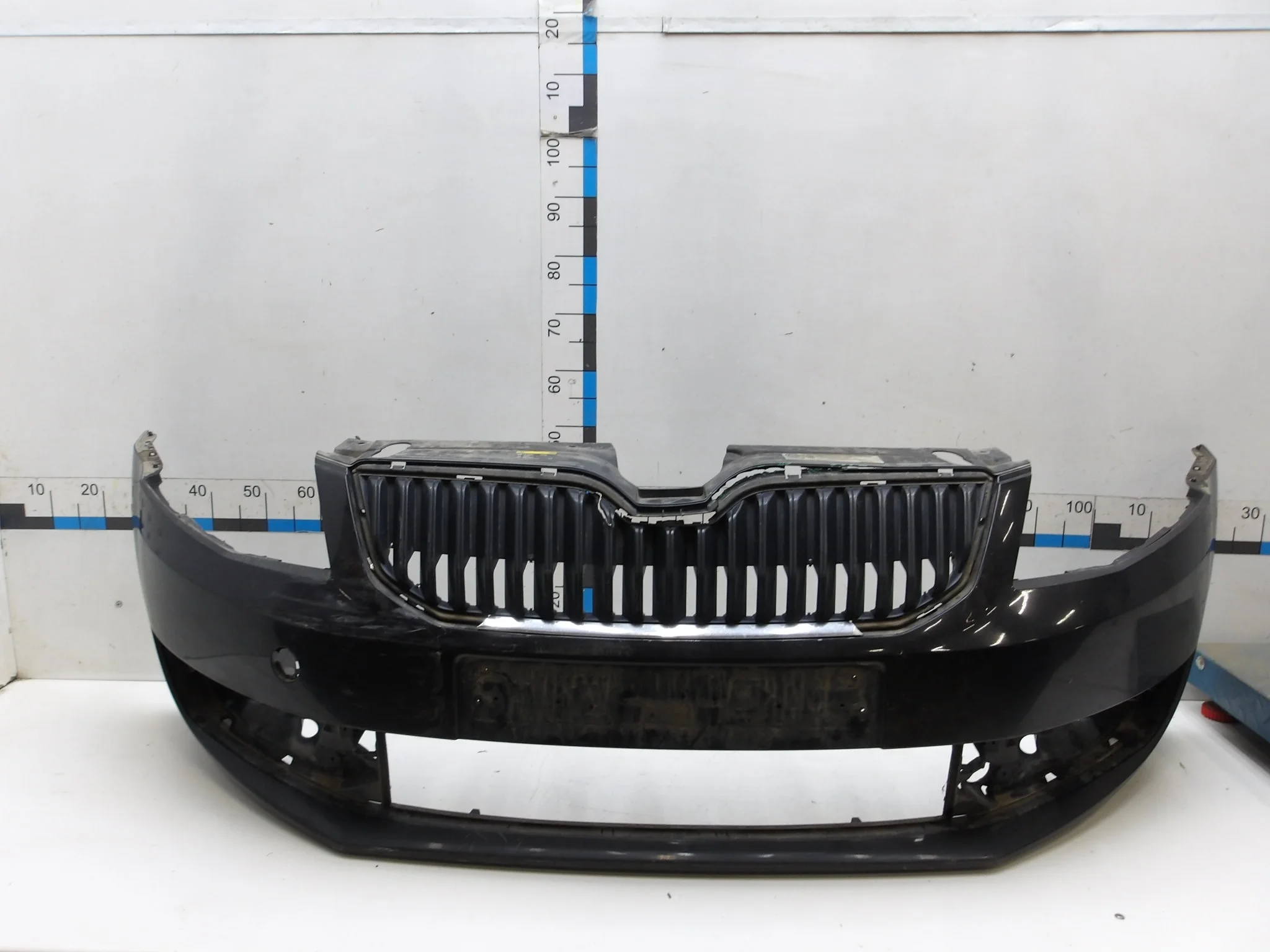 Бампер передний Skoda Octavia